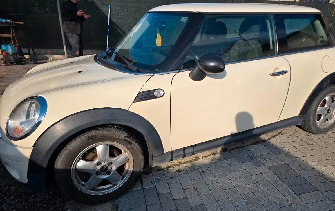Mini 1.4 16V Ray