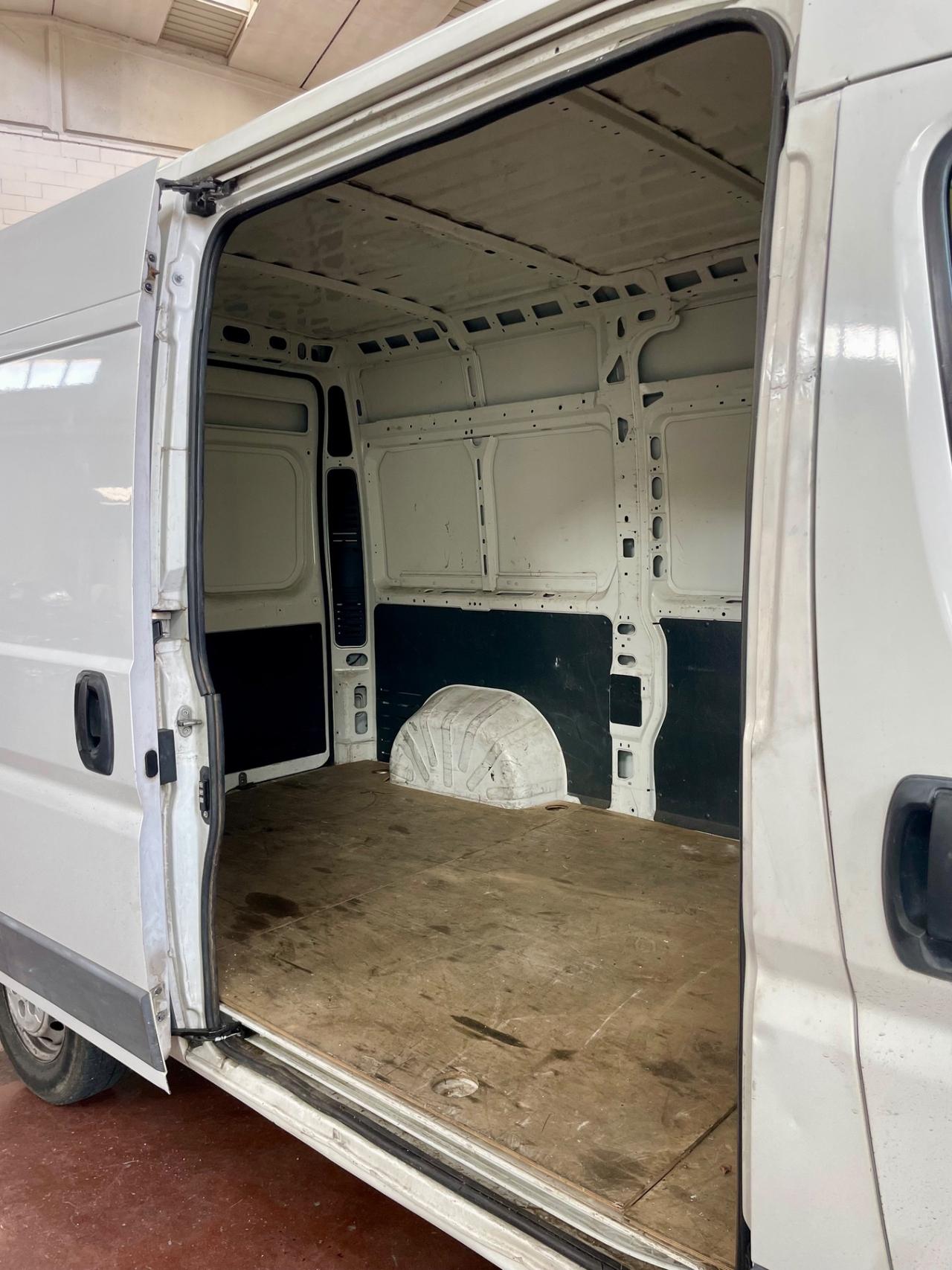 Peugeot Boxer 2.2D unicoproprietario per neopatentati
