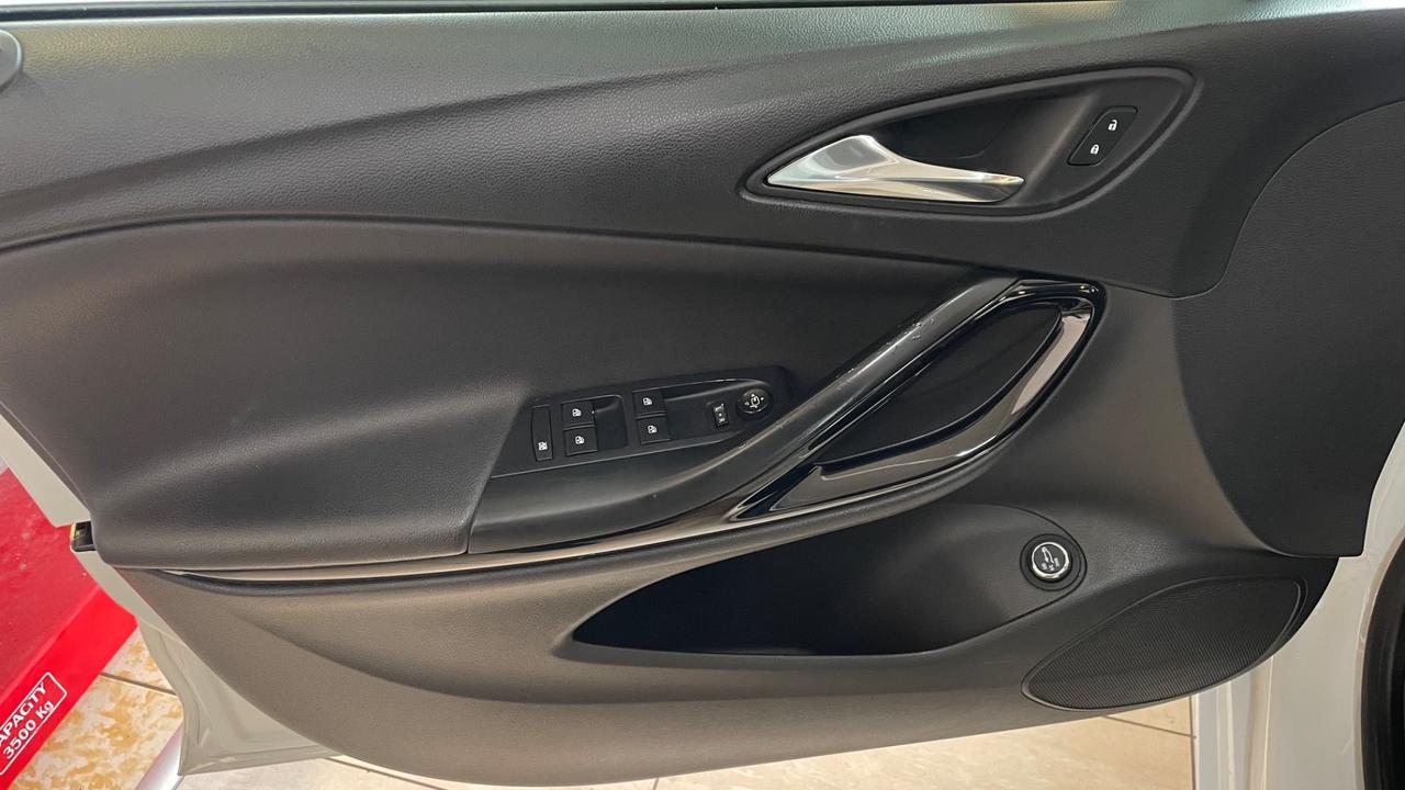 Opel Astra 1.6 CDTi 136CV Start&Stop Sports Tourer Innovation