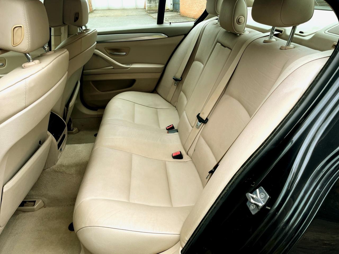 BMW 523 aut.(benzina)-BERLINA-113000km-FULL-2011