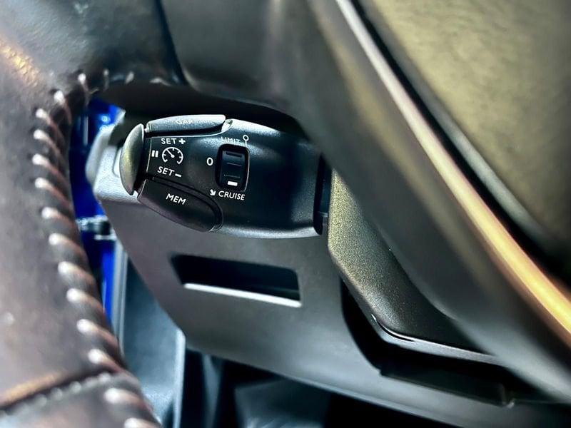 Peugeot 3008 BlueHDi 130 EAT8 S&S Allure