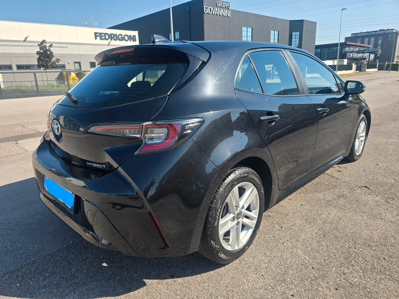 Toyota Corolla 1.8 Hybrid Business