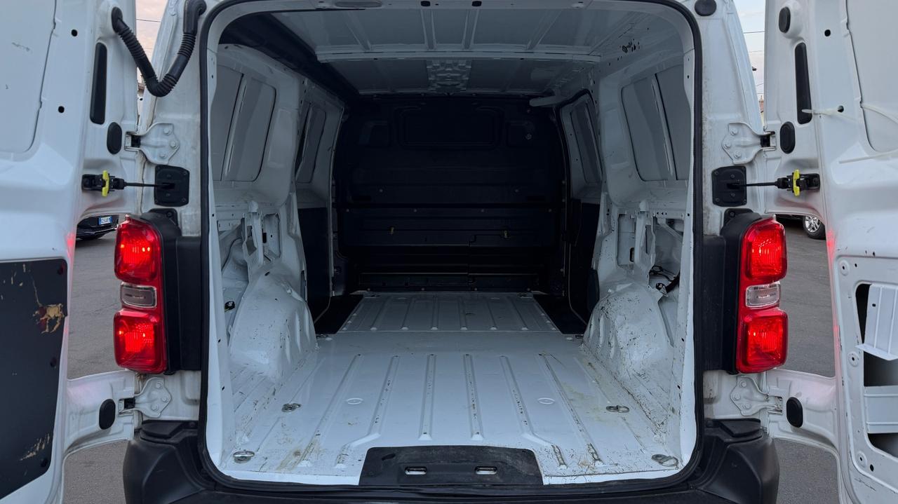 OPEL VIVARO 2.0 CABINATO ENJOY L3H1 PM 122 CV - NEOPATENTATI