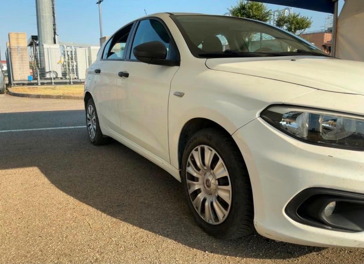Fiat Tipo 1.4 5 porte Easy 01/2019