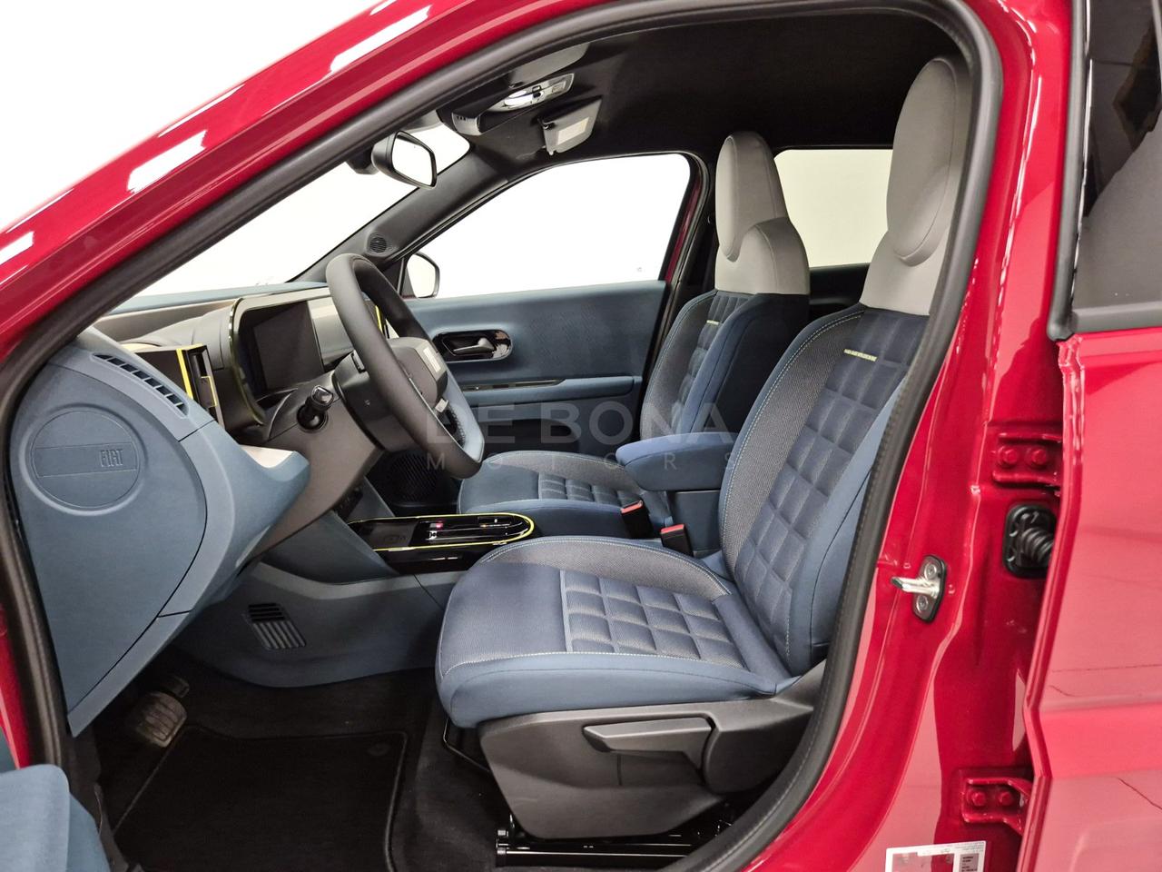 Fiat Grande Panda 1.2 hybrid la prima 110cv edct