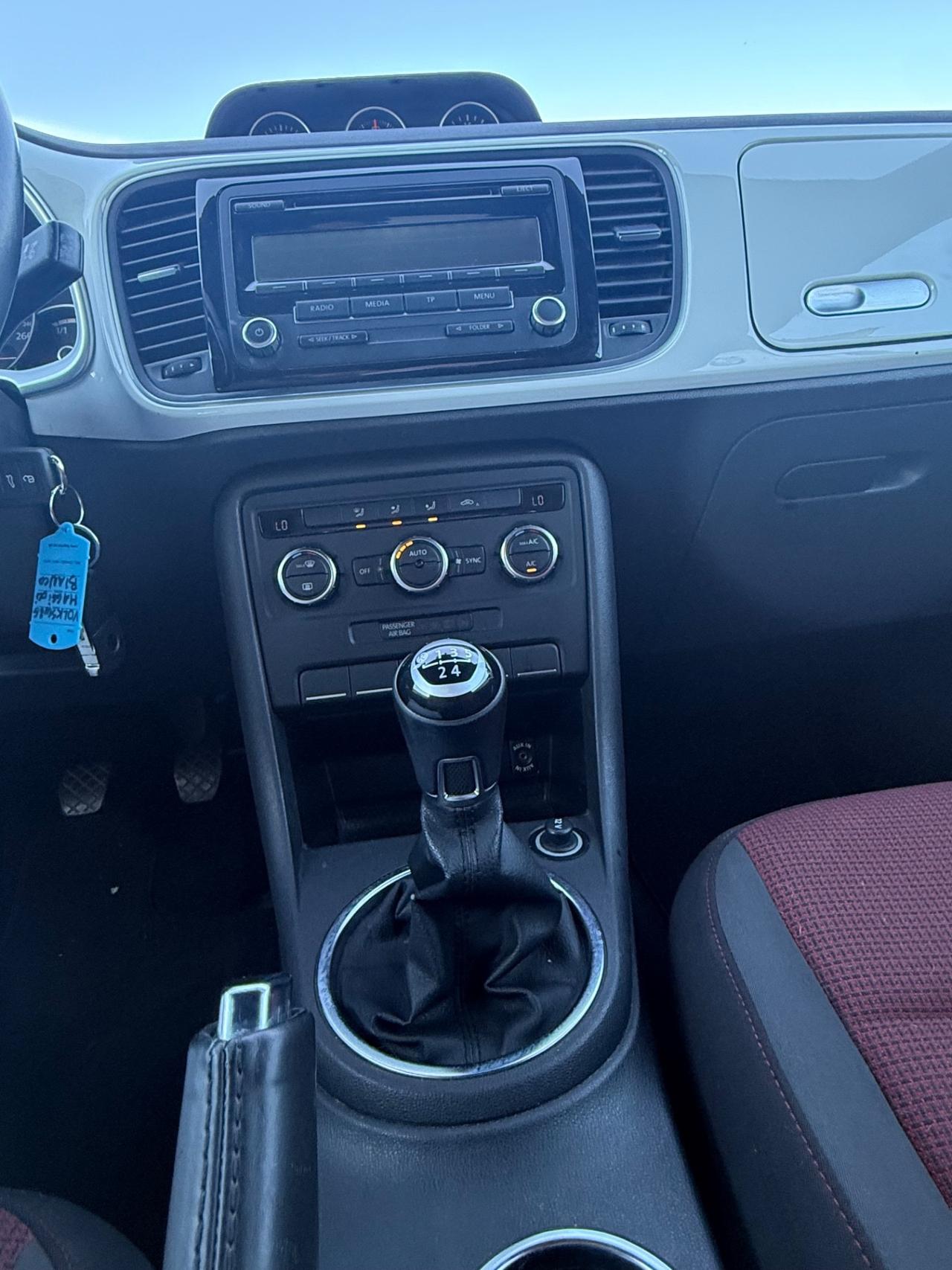 Volkswagen Maggiolino 1.6 TDI Design