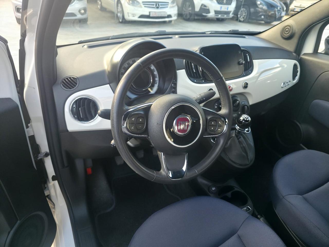 Fiat 500 1.0 Hybrid Red