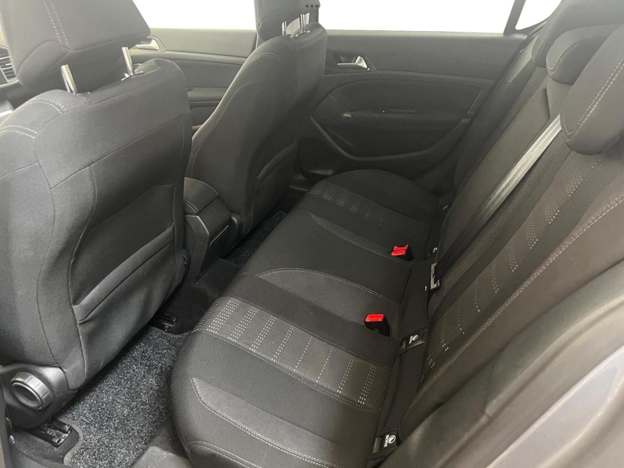 Peugeot 308 BlueHDi 150 S&S EAT6 SW Business Perfetta