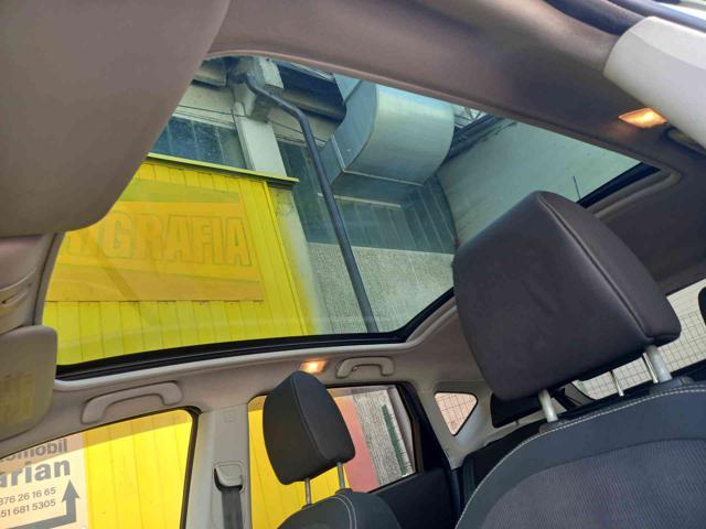 NISSAN Qashqai 2.0 dCi DPF Visia 4x4 tetto panoramico