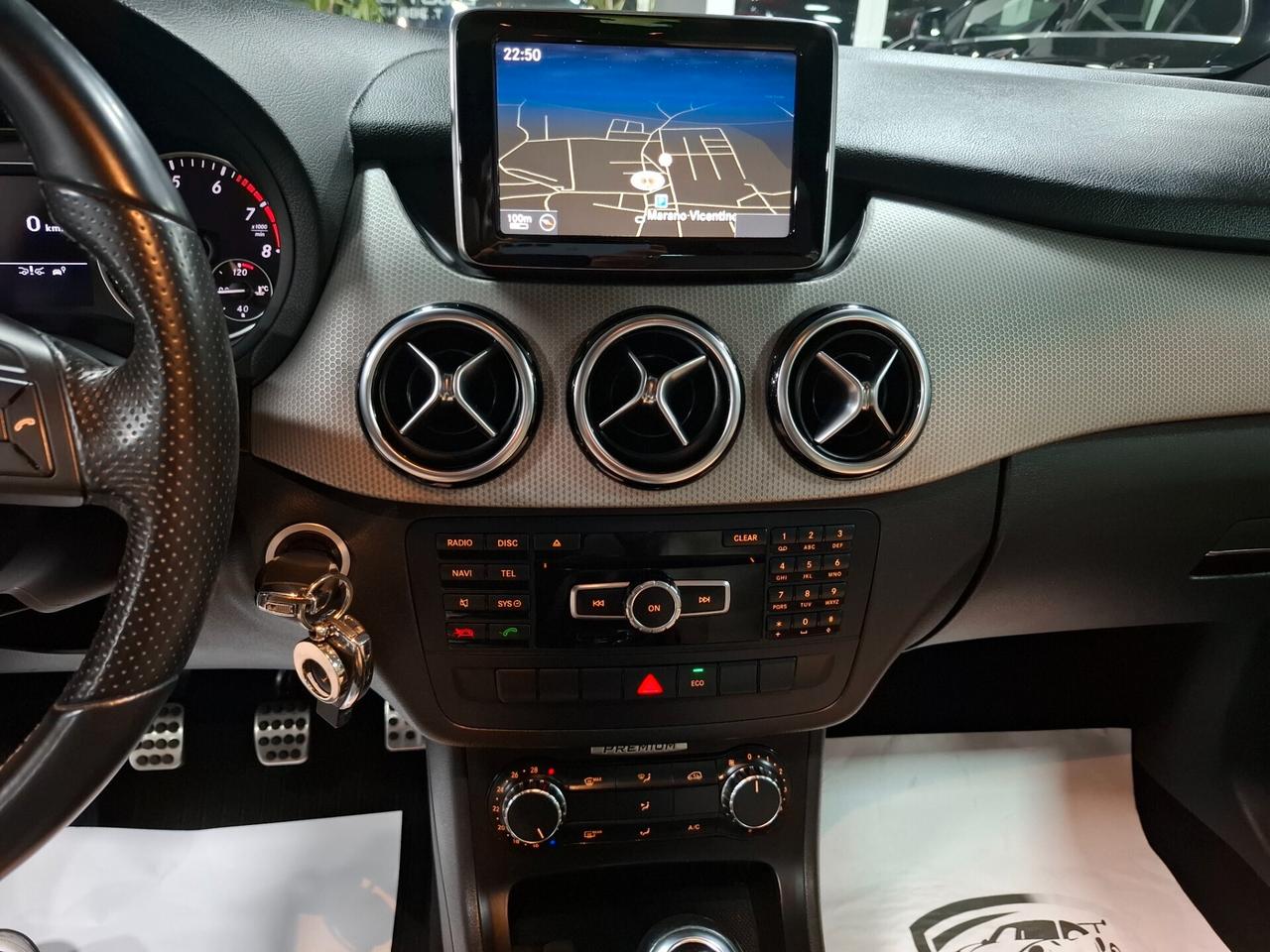 Mercedes B 180 Premium-Tetto-Neopatentato