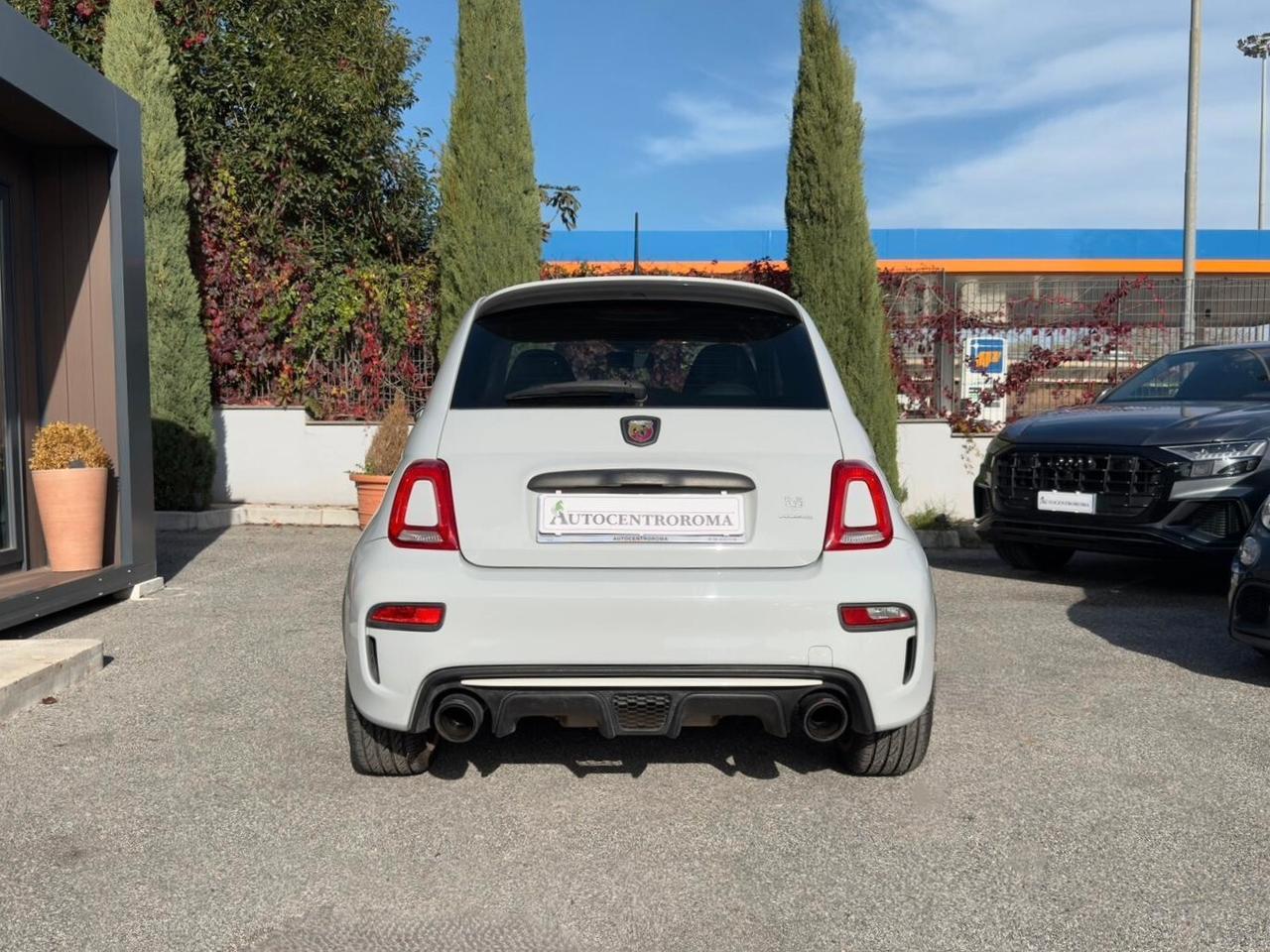 Abarth 595 1.4 Turbo T-Jet 180 CV Esseesse