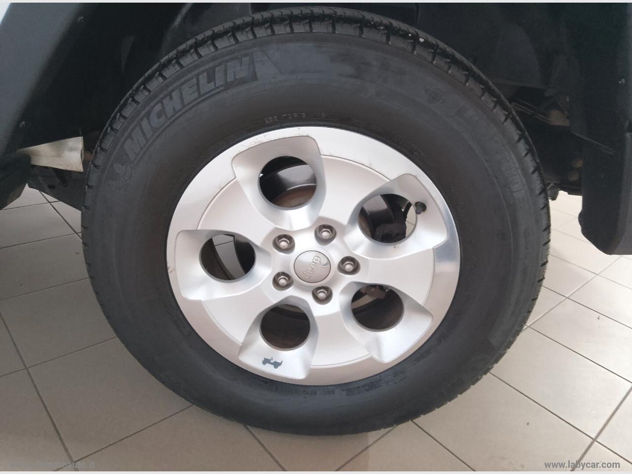 Jeep Wrangler 2.8 CRD DPF Sahara Auto