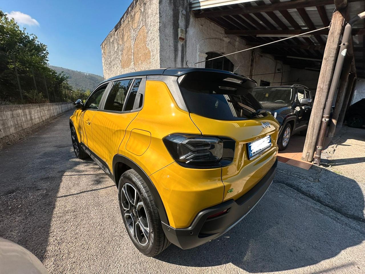 Jeep Avenger 1.2 Turbo 100 CV MHEV Summit