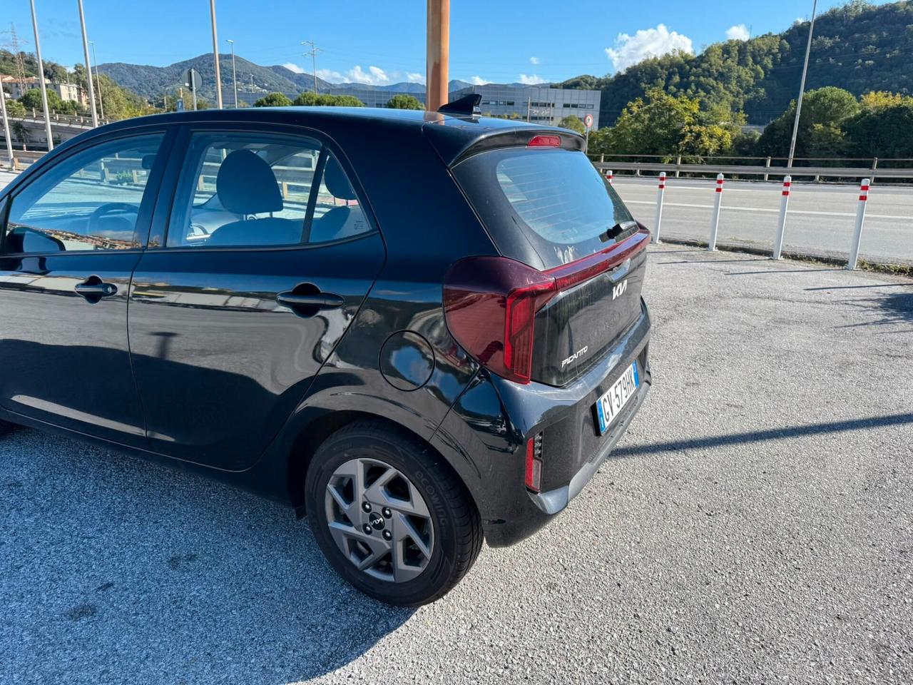 Kia Picanto 1.2 12V 5 porte AMT GT Line. ***INCIDENTATA***