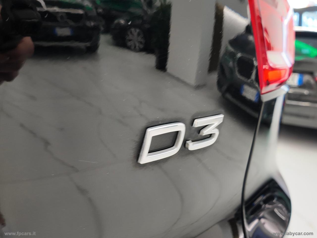 VOLVO XC40 D3 Geartronic R-design TETTO APRIBILE