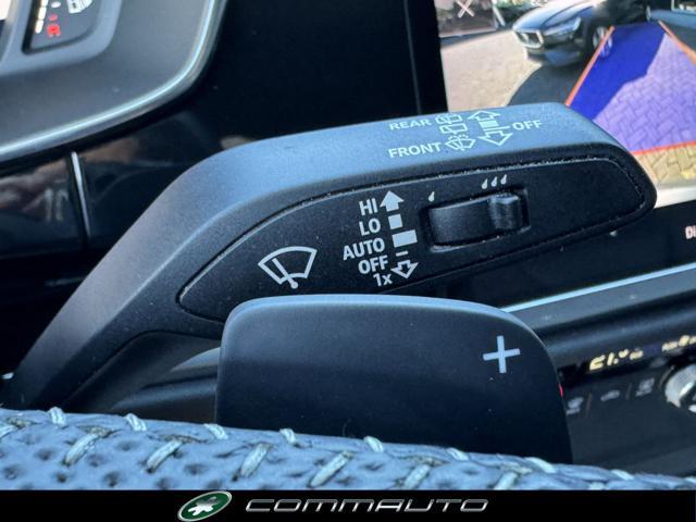 AUDI Q3 40 TFSI quattro S tronic S line edition