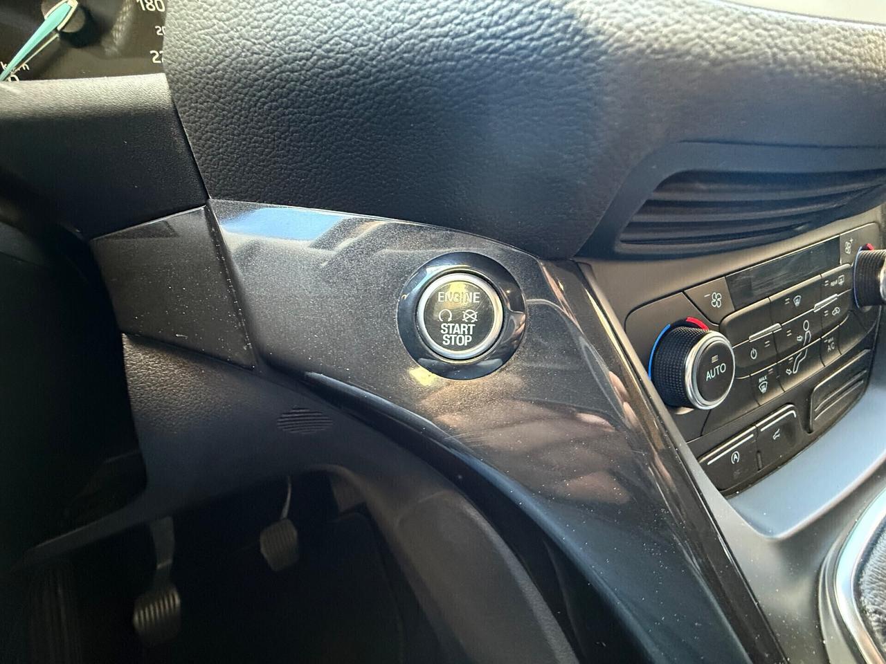 Ford Kuga 2018 - 2.0 TDCI 150 CV S&S 4WD Vignale