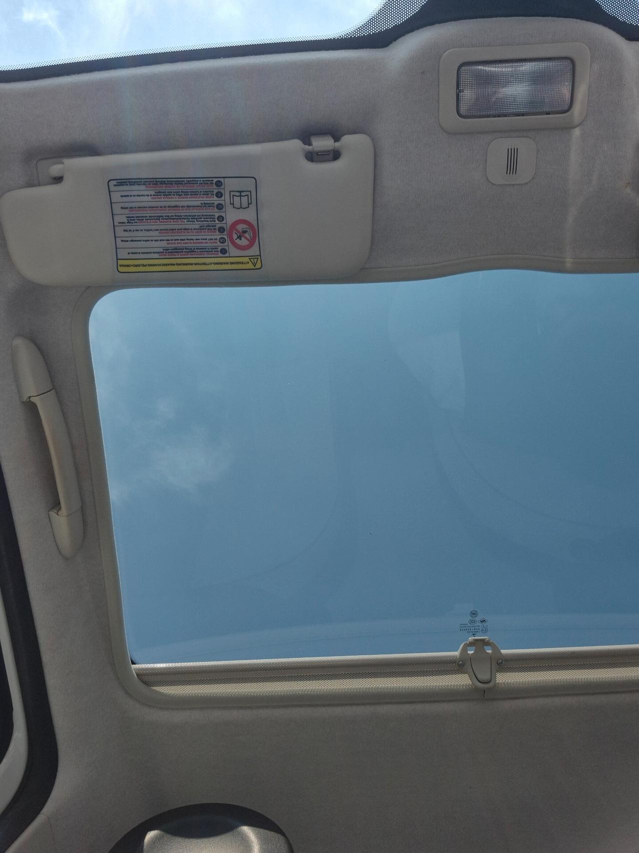 Fiat 500 1.2 benzina tettuccio panoramico neo patentati