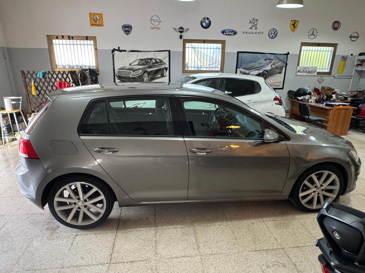Volkswagen Golf 2.0 TDI 140 cv. 5p. Highline BlueMotion Technology