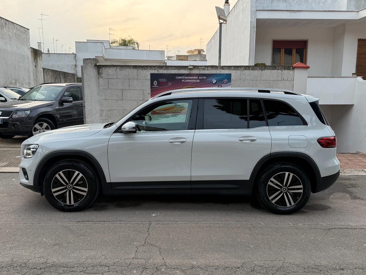 Mercedes GLB 180d Automatic PELLE CAMERA NAVI 2021