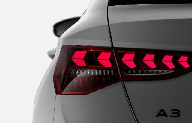 AUDI A3 Sedan 35 TFSI S tronic S line edition