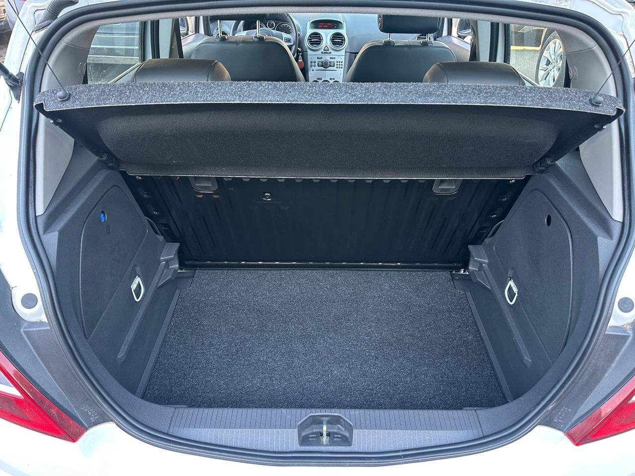 Opel Corsa 1.2 Benzina (Garanzia 24 Mesi)