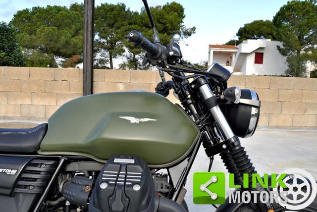 MOTO GUZZI V7 Stone III