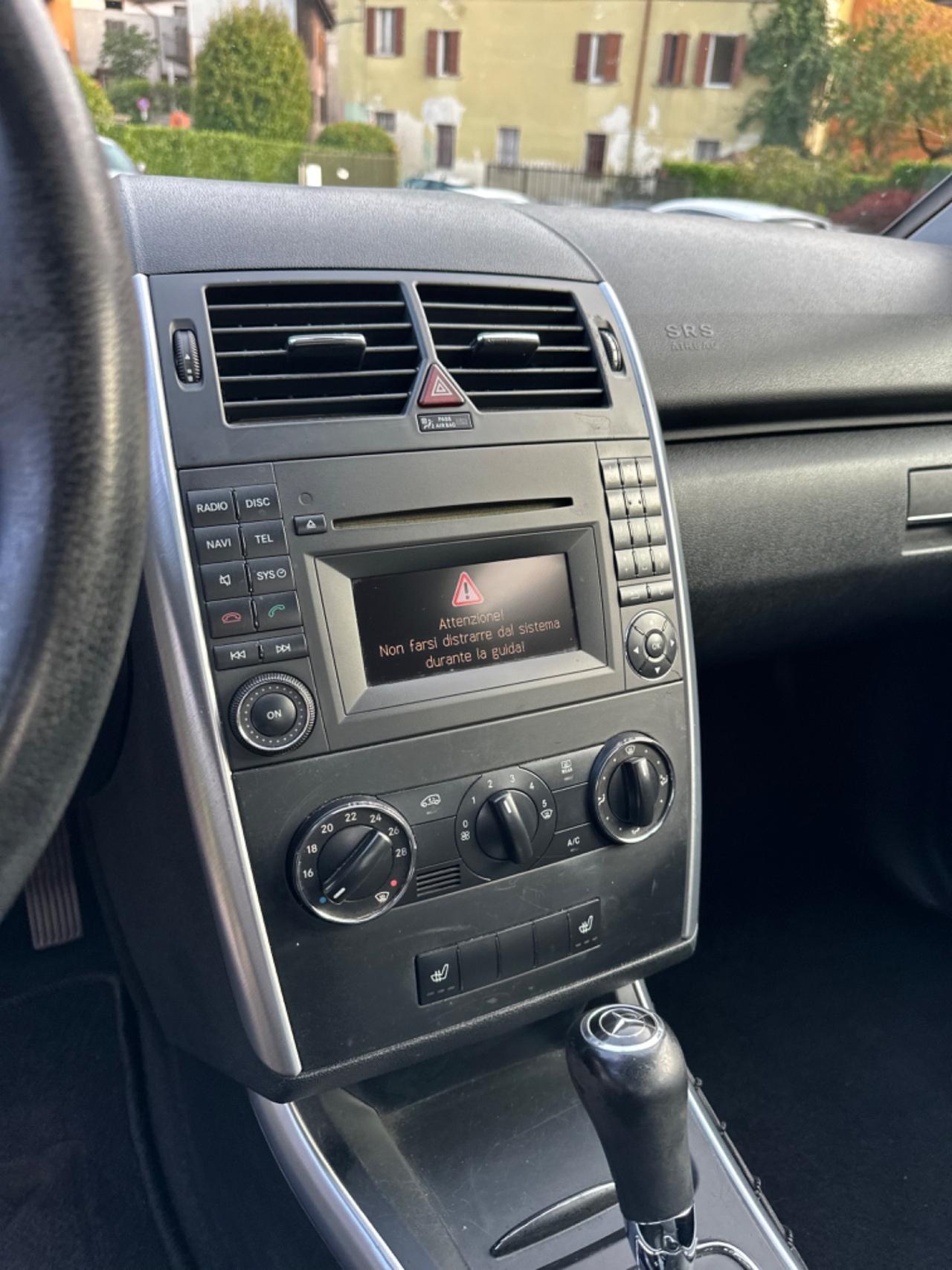 Mercedes-benz A 160 AUTOMATIC AVANTGARDE UNICOPR NEOPAT
