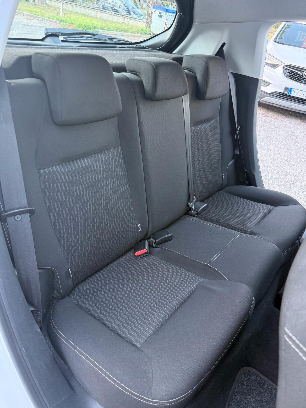 "SUPER ECO" Peugeot 208 PureTech GPL Active