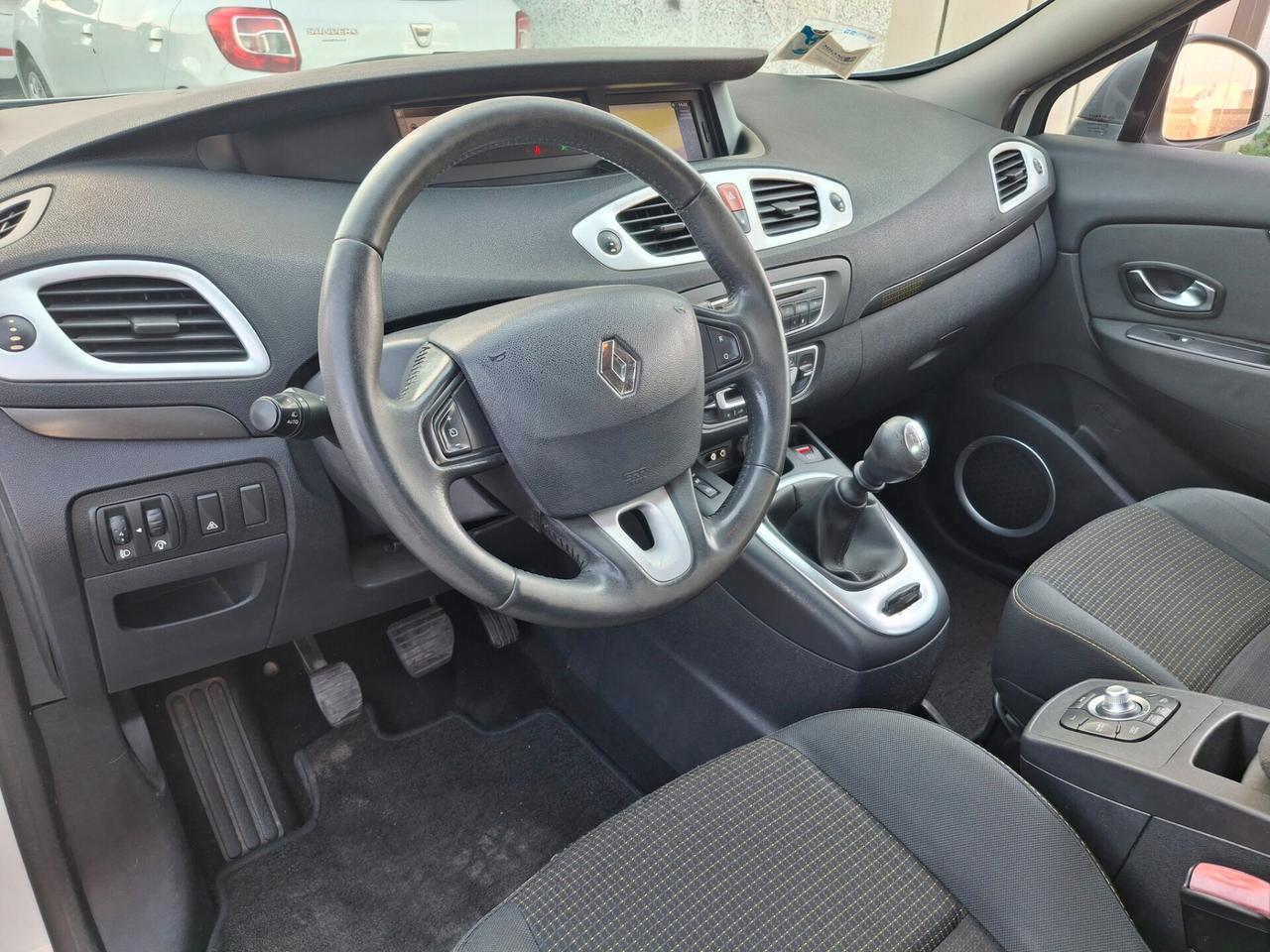 Renault Scénic X-Mod 1.5 dCi 110CV. Luxe-NAVIGATORE-