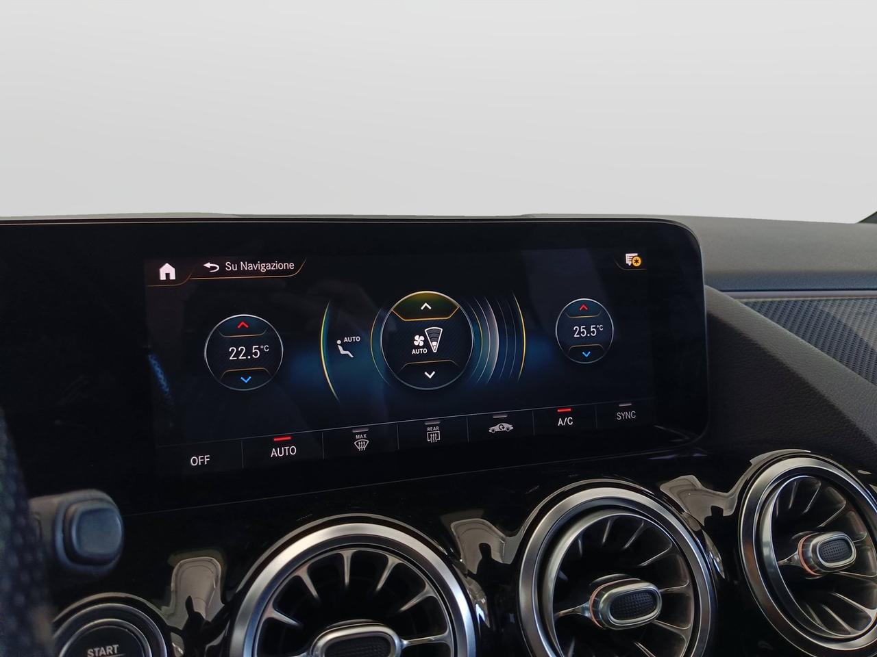Mercedes-Benz GLA-H247 2020 - GLA 180 d Premium auto