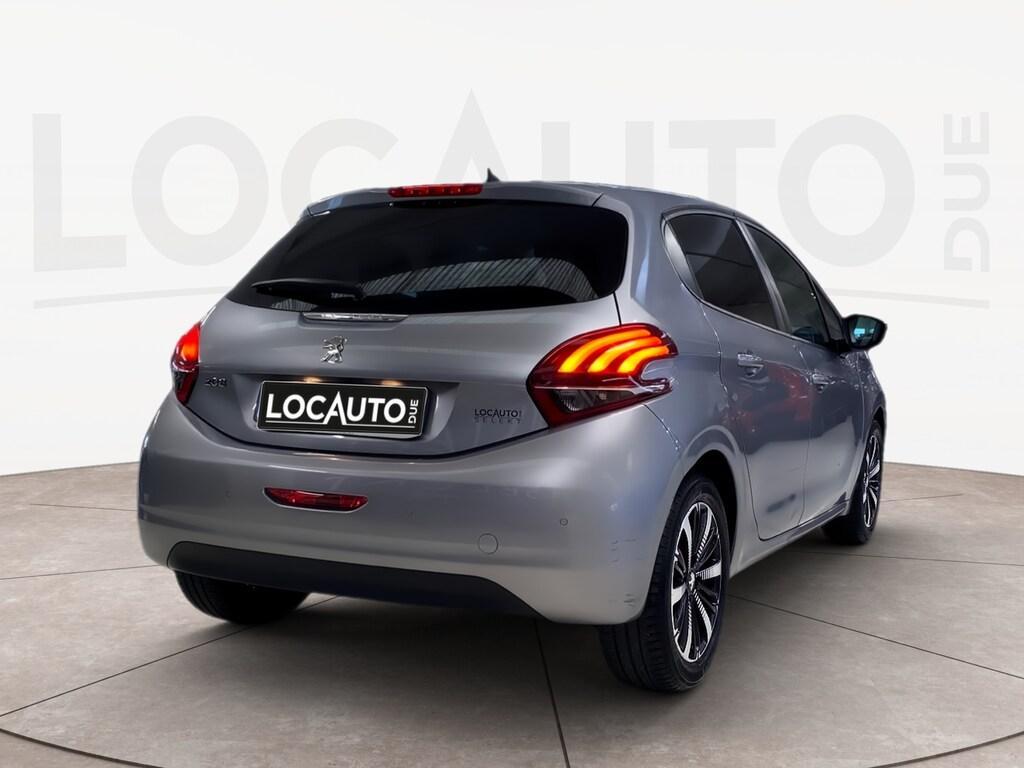 Peugeot 208 5 Porte 1.2 PureTech Signature