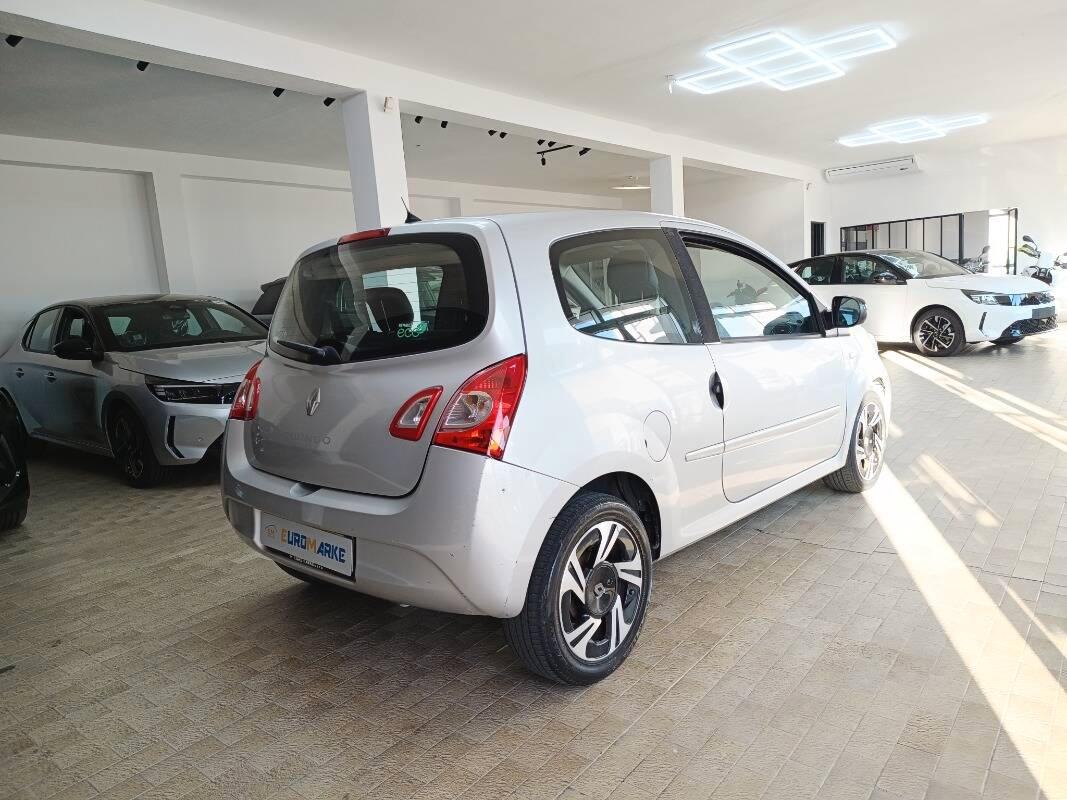 Renault Twingo 1.2 Live 75cv