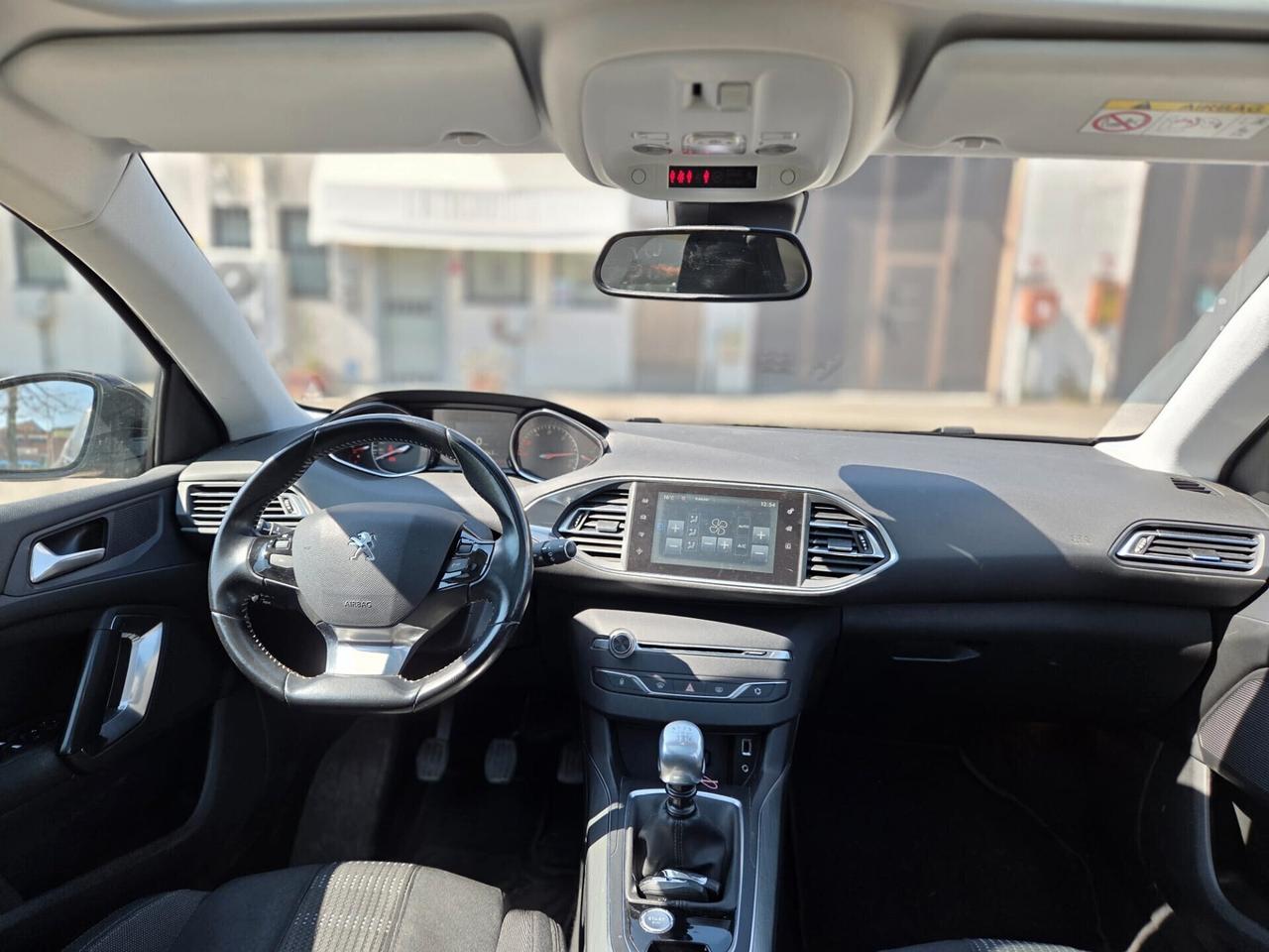 Peugeot 308 BlueHDi 120 S&S Allure