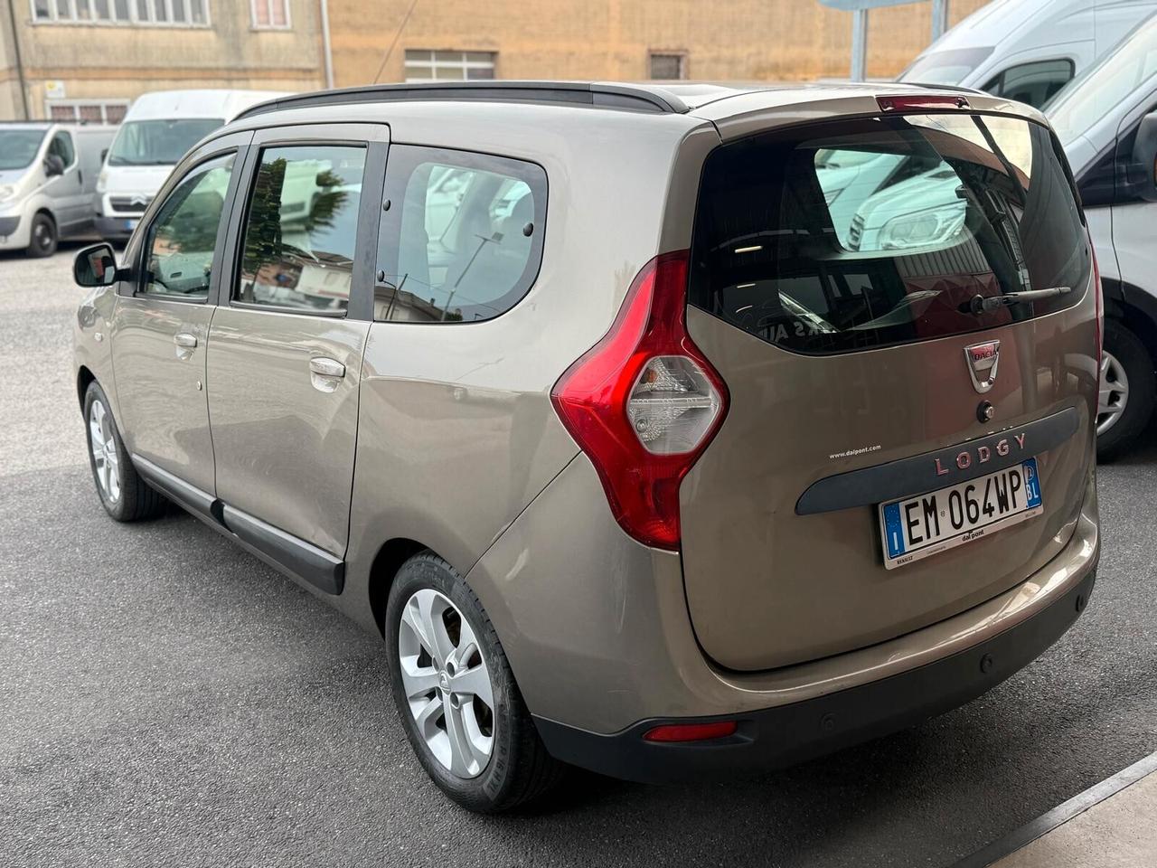 Dacia Logan MCV 1.5 dCi 90CV 7 POSTI