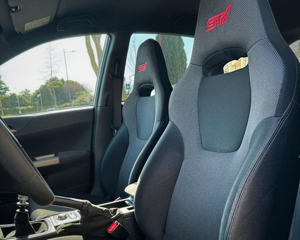 Subaru Impreza STI JDM 2.0