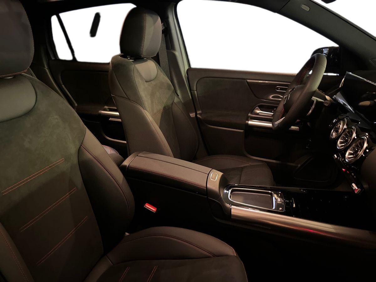 Mercedes-Benz GLA 180 d Automatic