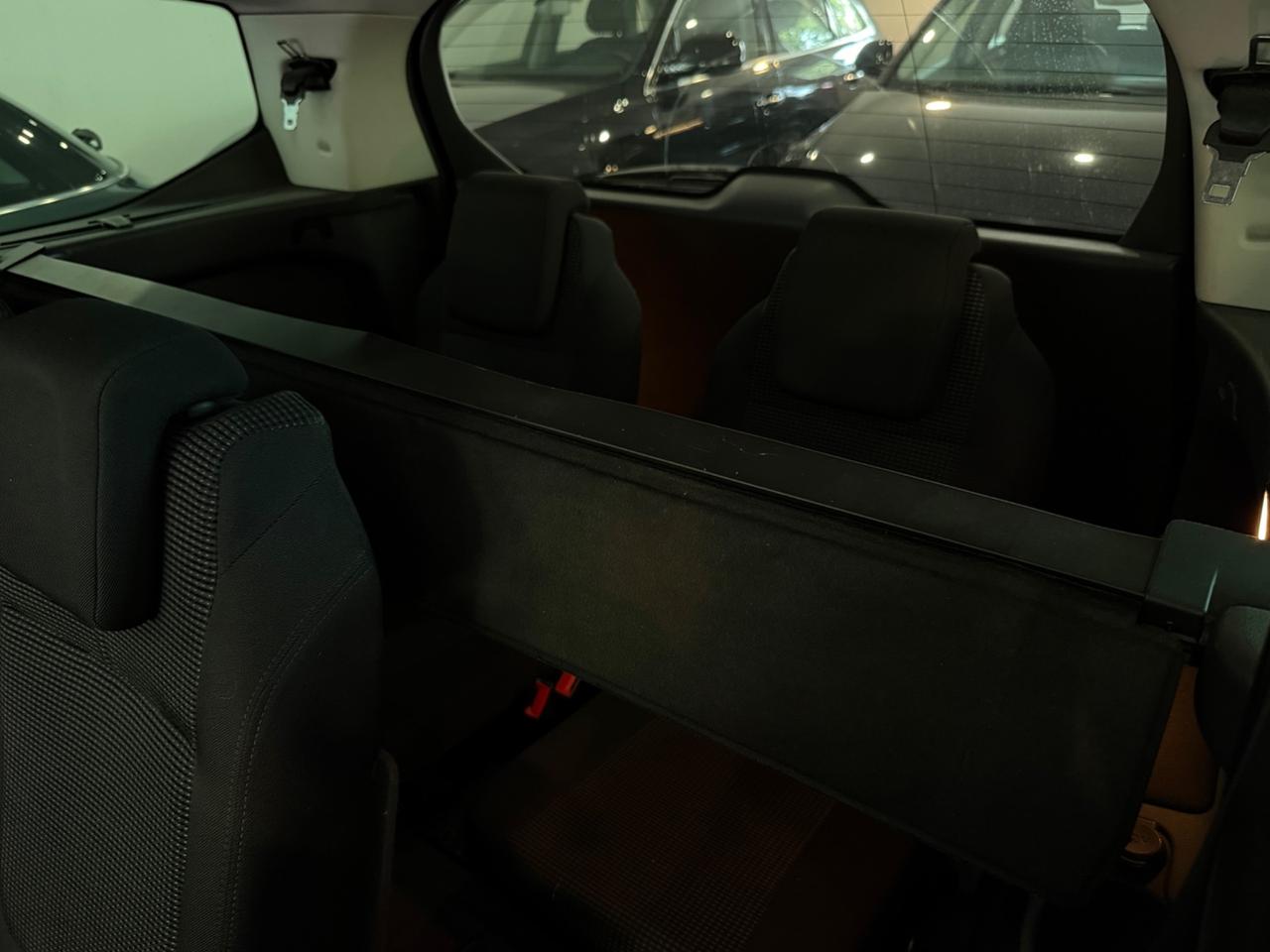 Peugeot 5008 1.6 Diesel 7 posti