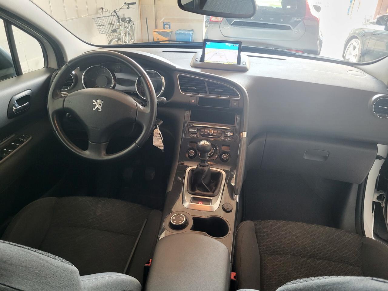 Peugeot 3008 BlueHDi 120 S&S Business