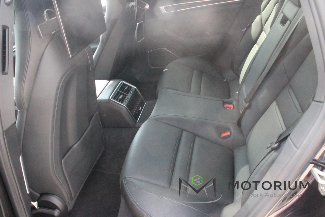 Porsche Panamera 4E HYBRID PLATINUM EDITION