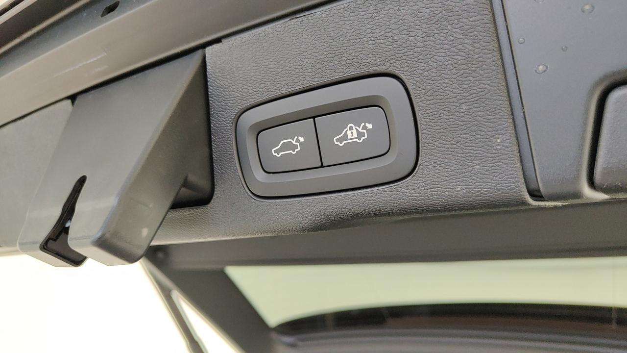 VOLVO XC60 2.0 t6 phev Plus Bright awd auto