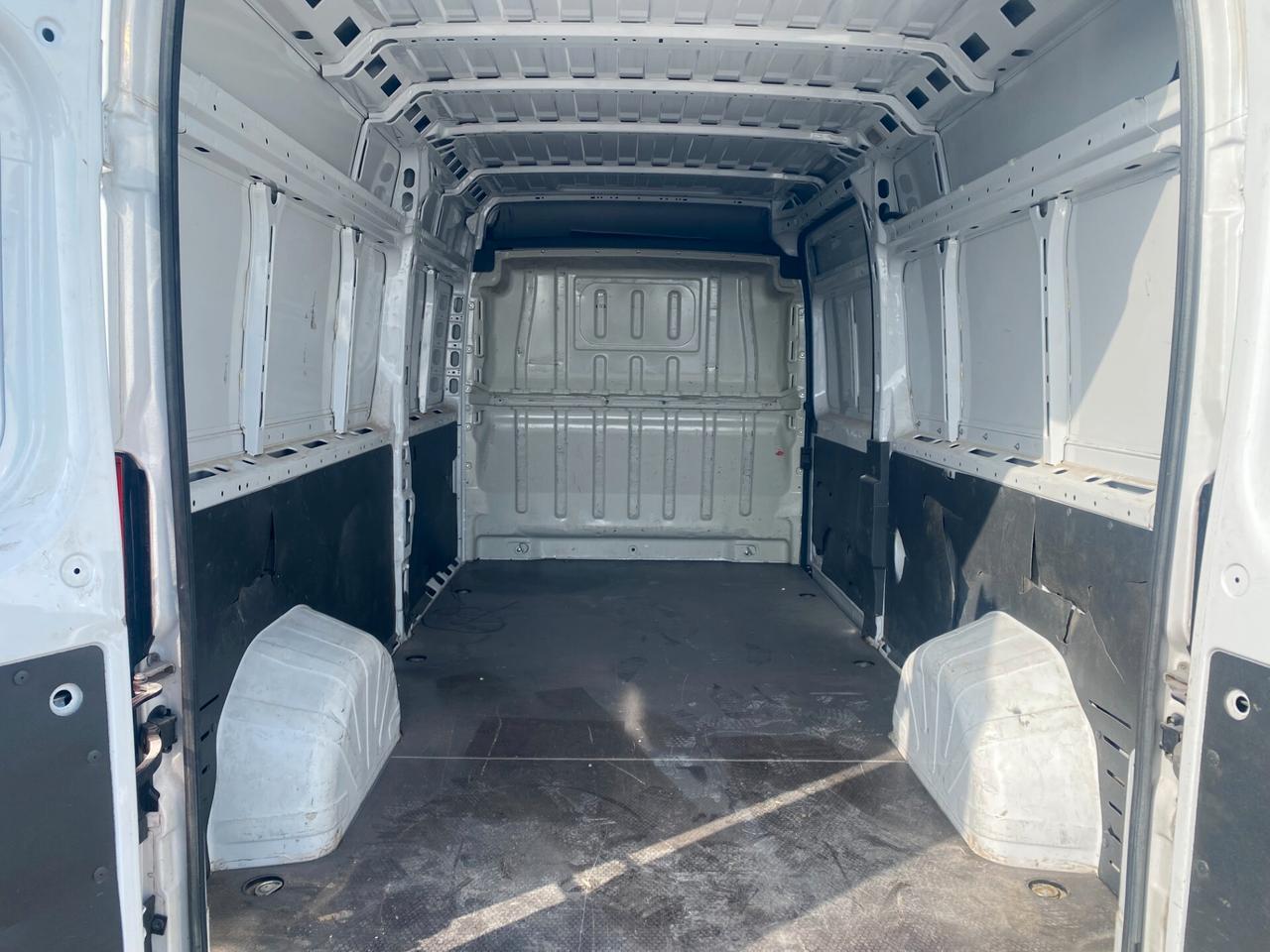 FIAT DUCATO 2.3 140Cv PASSOLUNGO/T.ALTO Cargo