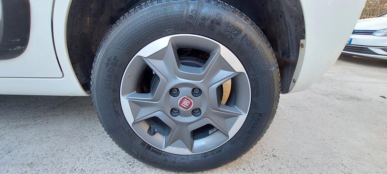 FIORINO QUBO N1 TREKKING INSERIBILE 1,3 MTJ DIESEL 95 CV LEGA SENSORI FULL IMPECCABILE