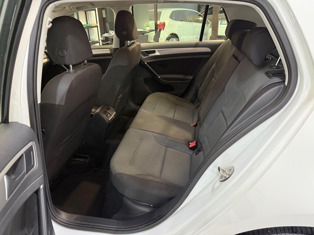 Volkswagen Golf 1.6 TDI 5p. Trendline BlueMotion Technology