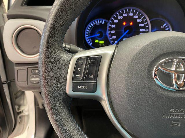 TOYOTA Yaris 5P 1.5 HYBRIS LOUNGE+