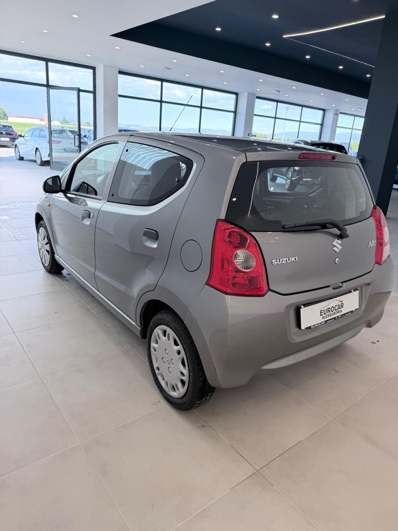 Suzuki Alto 1.0 VVT GPL