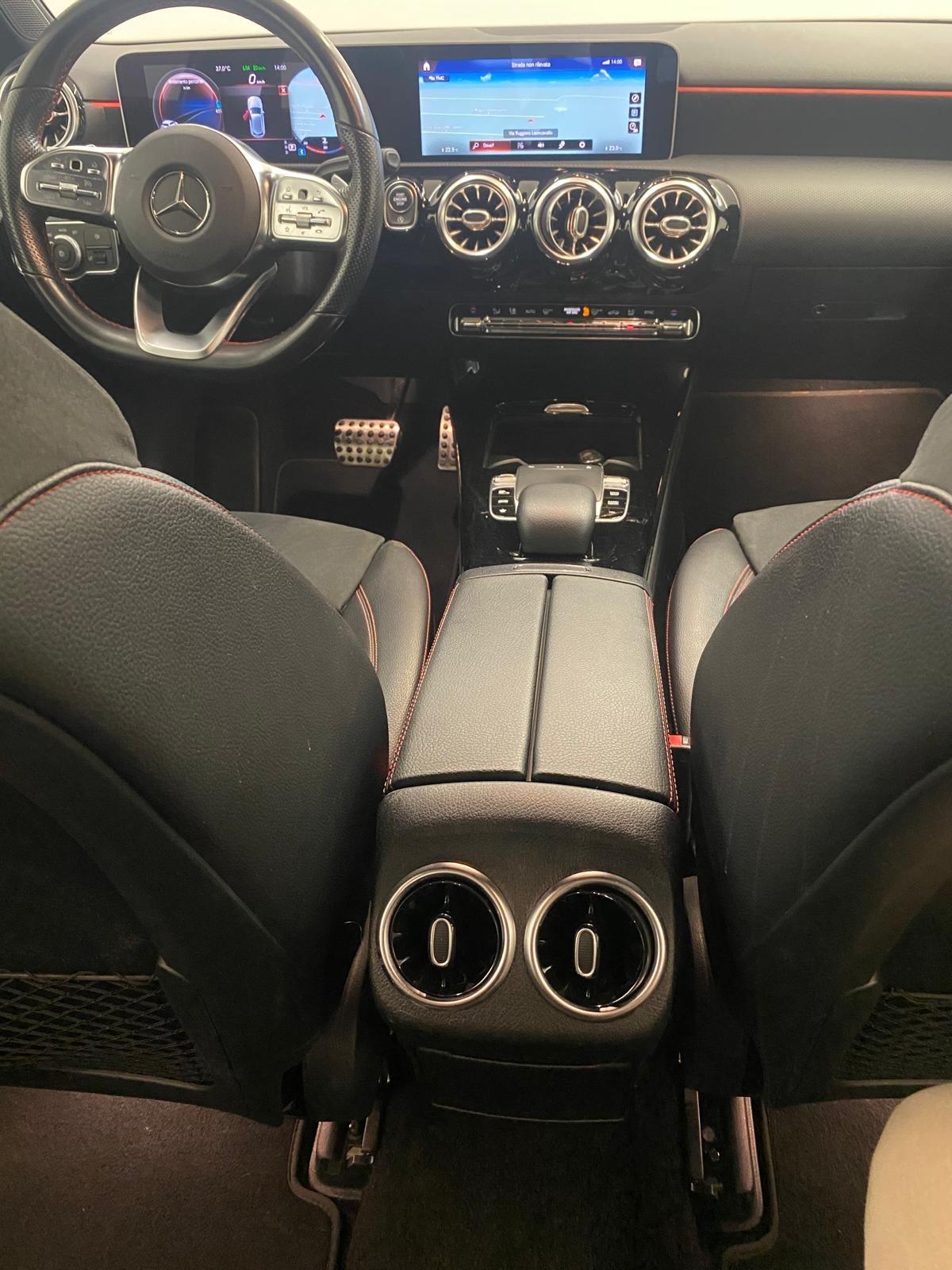 Mercedes-benz A 180 d Automatic Premium