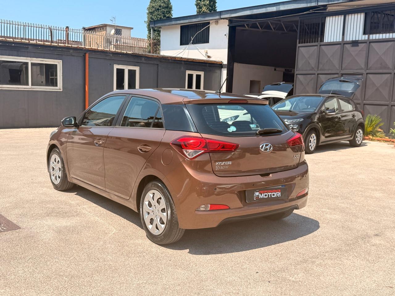 Hyundai i20GPL Casa Madre