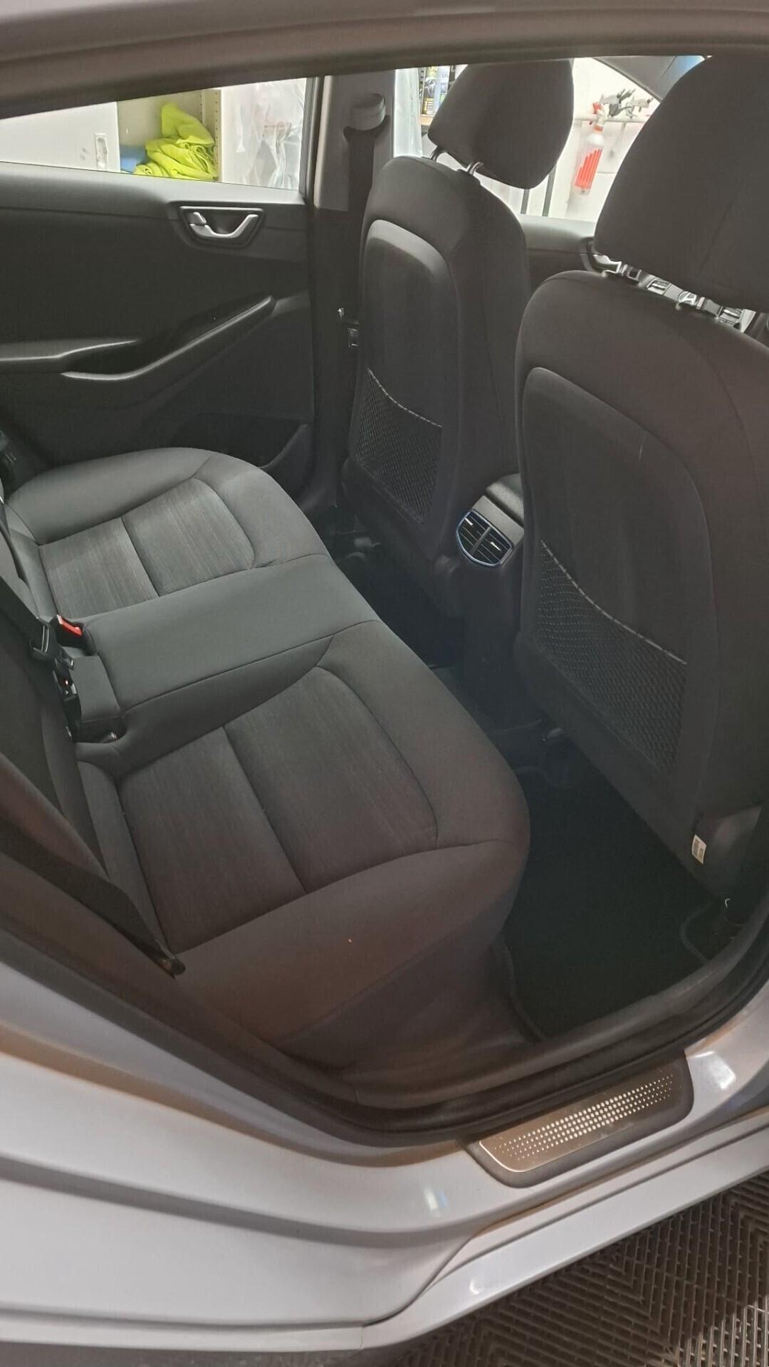 HYUNDAI IONIQ 1.6 € 13500 SENZA VINCOLI DI FINANZIAMENTO