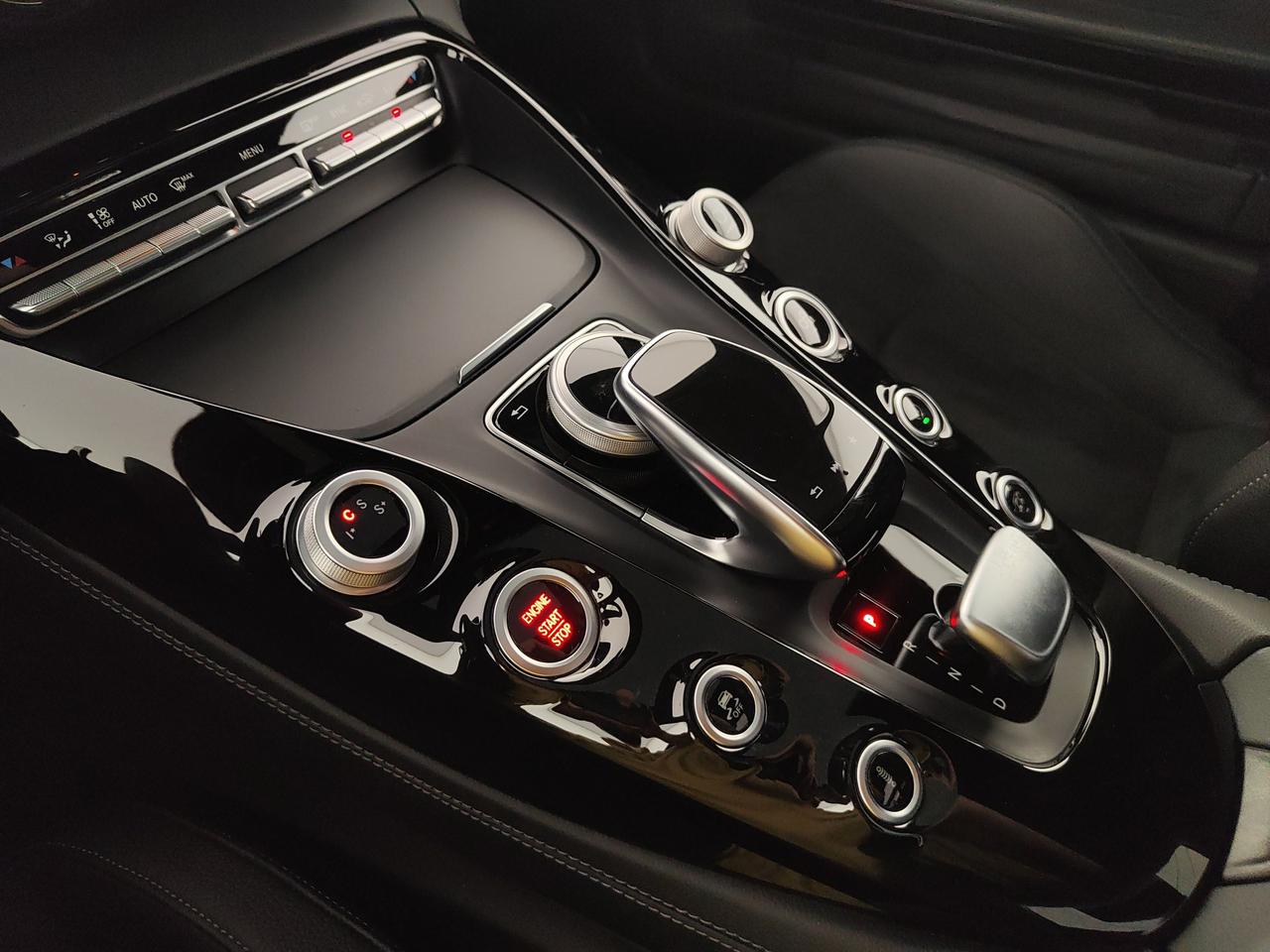 Mercedes-Benz AMG GT 4.0 476cv auto